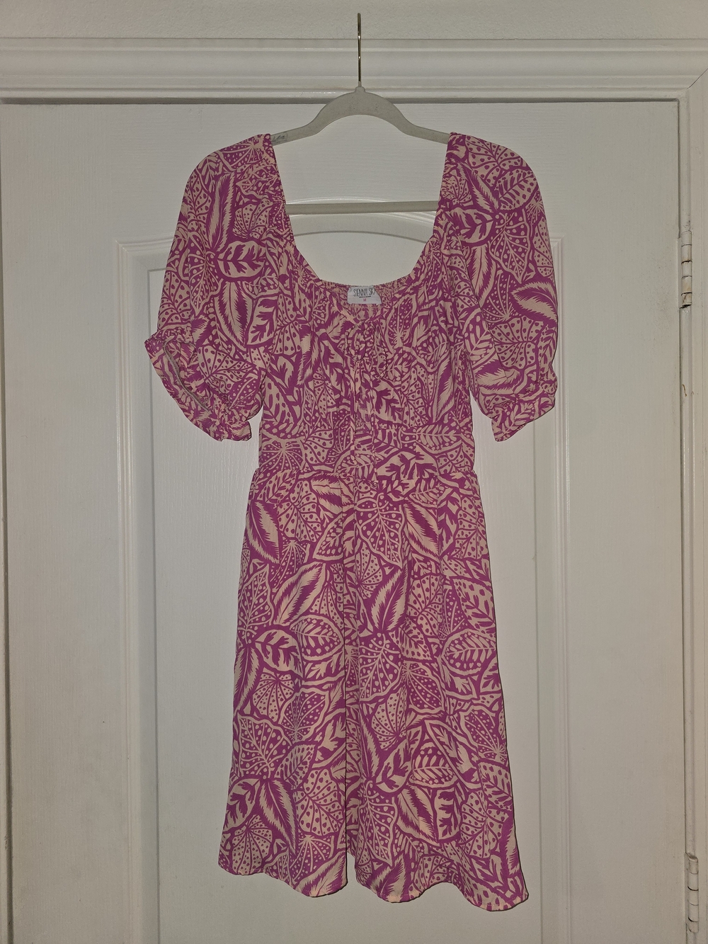 Sienna Sky Pink Leaf-Print Midi Dress with Puff Sleeves